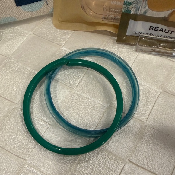 12 Piece Lux Bundle - Picture 5 of 10